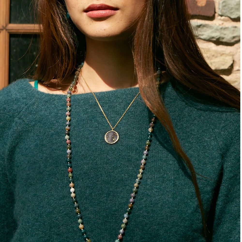 NWT 🌟Satya Leo Necklace